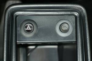 Image 20/30 of Porsche 911 Carrera 3.2 "25 years 911" (1989)