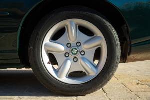Image 15/46 of Jaguar XK8 4.0 (1998)