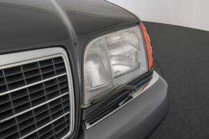 Image 28/45 of Mercedes-Benz 500 SEL (1992)