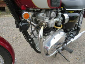 Image 14/50 de Triumph DUMMY (1970)