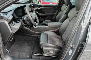 Image 7/15 of Audi Q6 e-tron quattro (2024)
