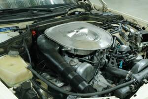 Bild 18/50 von Mercedes-Benz 380 SE (1980)