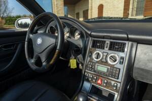Image 29/50 de Mercedes-Benz SLK 320 (2001)