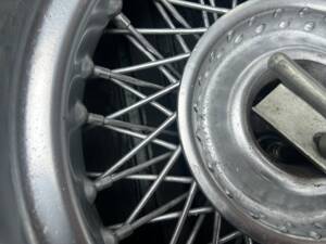 Image 20/39 de Jaguar Type E 4.2 (1966)