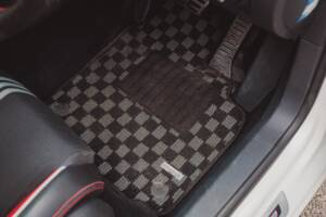 Imagen 20/42 de Volkswagen Golf VI GTI (2011)