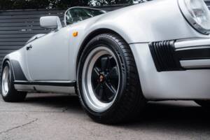 Image 67/68 of Porsche 911 Speedster 3.2 (1989)