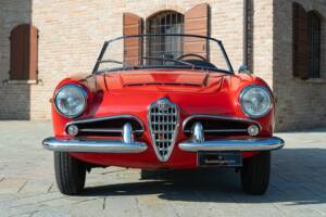 Immagine 7/50 di Alfa Romeo Giulia 1600 Spider (1964)