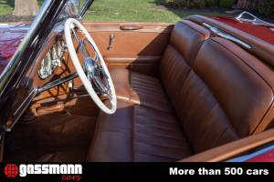 Imagen 13/15 de Mercedes-Benz 540 K Spezial-Roadster (1939)