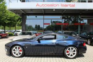 Immagine 7/15 di Aston Martin V12 Vanquish (2004)