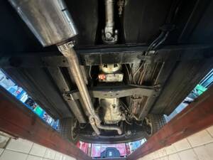 Image 35/38 of MG MGB GT V8 (1974)