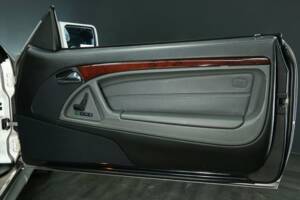 Bild 14/30 von Mercedes-Benz SL 600 6.0 AMG (1996)