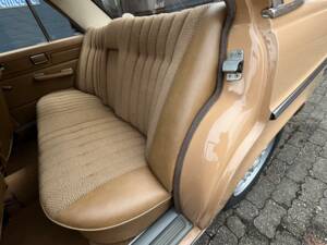 Imagen 35/81 de Mercedes-Benz 240 D 3,0 (1976)