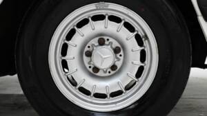 Image 11/15 de Mercedes-Benz 380 SL (1982)