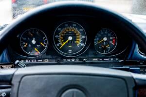 Image 24/31 of Mercedes-Benz 560 SL (1987)