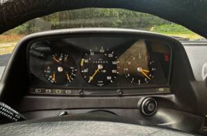 Image 6/12 of Mercedes-Benz 300 D (1980)