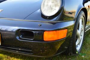 Image 44/50 de Porsche 911 Carrera 2 (1991)