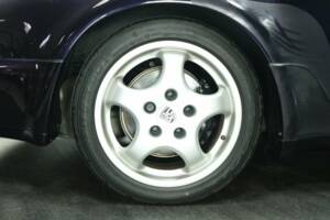Immagine 48/50 di Porsche 911 Carrera 4 (1993)