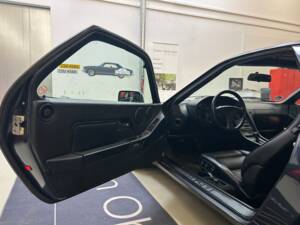 Image 9/63 of Porsche 928 GT (1989)