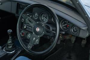 Image 32/50 of MG MGB GT (1978)