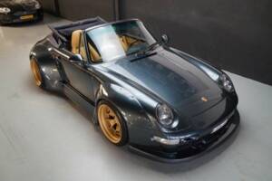 Image 21/50 of Porsche 911 Carrera RWB (1995)