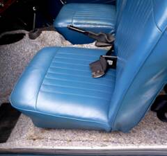 Image 30/93 of Triumph Herald 1200 (1964)