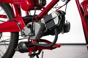 Immagine 22/50 di Moto Guzzi Motoleggera 65 (1951)