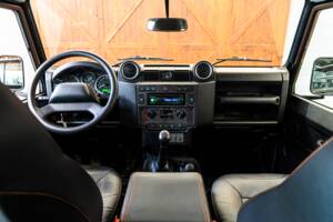 Bild 16/30 von Land Rover Defender 110 (2013)