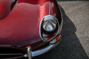 Image 22/40 de Jaguar Type E 4.2 (1967)
