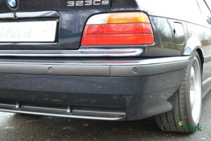 Image 38/50 of BMW 323i (1998)