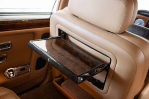 Image 22/32 de Rolls-Royce New Silver Spur (1996)
