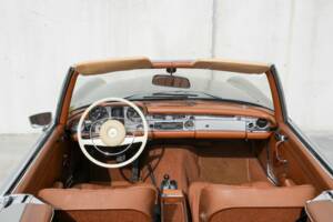 Imagen 2/41 de Mercedes-Benz 280 SL (1971)