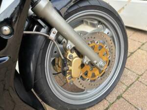 Image 17/18 of Yamaha FZR 400 (1998)