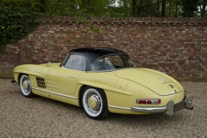 Afbeelding 3/50 van Mercedes-Benz 300 SL Roadster (1961)