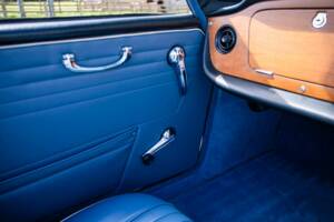 Image 20/31 of Triumph TR 5 PI (1968)