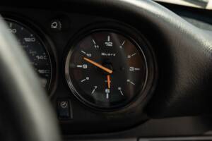 Image 45/46 de Porsche 911 Targa (1997)