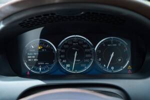 Bild 47/50 von Jaguar XJ 5.0 (2010)