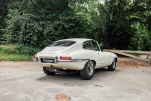 Image 14/50 de Jaguar Type E 3.8 (1963)