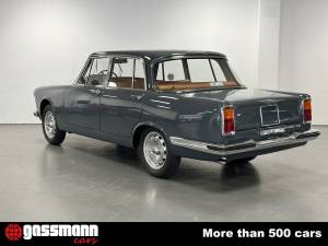 Image 6/15 of Alfa Romeo 2600 Berlina (1965)