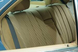 Bild 35/50 von Mercedes-Benz 280 SE (1983)