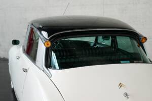 Bild 27/50 von Citroën DS 21 Pallas (1966)