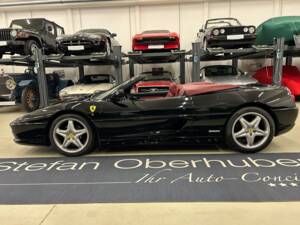 Bild 8/33 von Ferrari F 355 Spider (1997)