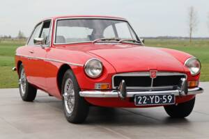 Image 16/50 of MG MGB GT (1974)