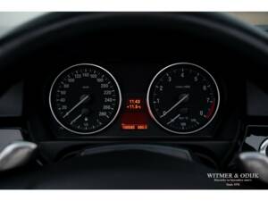 Image 28/32 de BMW 335i (2008)