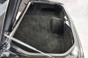 Bild 27/47 von Porsche 944 S2 (1990)