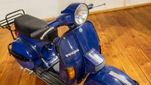 Image 3/10 de Piaggio Vespa PX 200 E (1978)