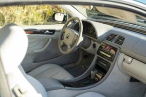 Image 50/50 of Mercedes-Benz CLK 200 (1997)