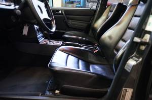 Image 25/38 of Mercedes-Benz 190 E 2.5-16 (1992)