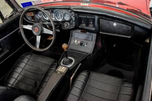 Bild 25/50 von MG MGB (1974)