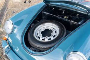 Image 32/33 of Porsche 356 B 1600 Roadster (1961)