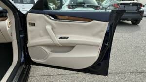 Image 30/53 of Maserati Quattroporte GTS (2013)